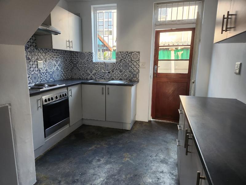 2 Bedroom Property for Sale in Woodstock Western Cape